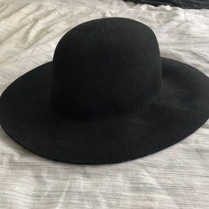 Black felt hat